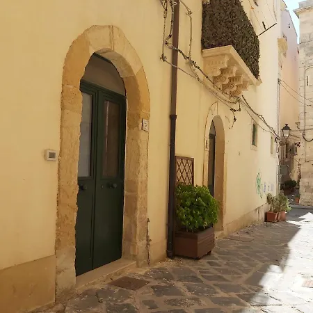 Holiday home Sole&Mare Ortigia *